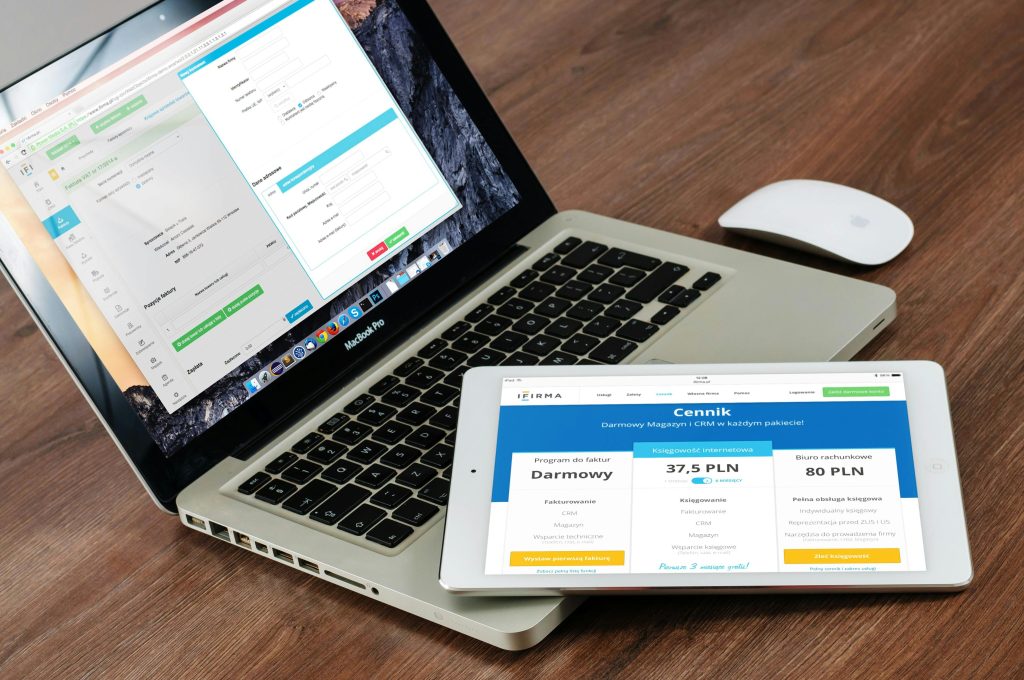 Desain website profesional untuk bisnis modern